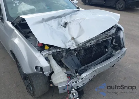 2021 Chrysler 300 300S из США, поврежденный, VIN 2C3CCABG1MH523618